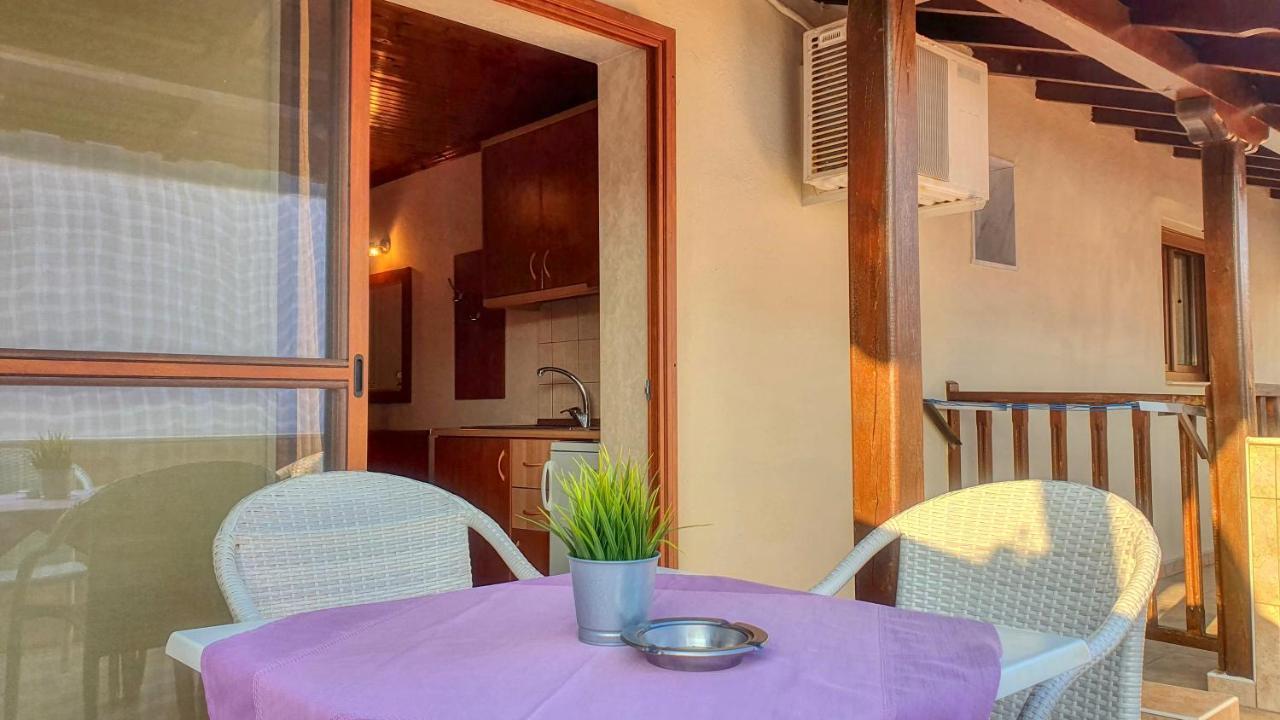 Rodon Garden Centre Hotel Sarti Bagian luar foto